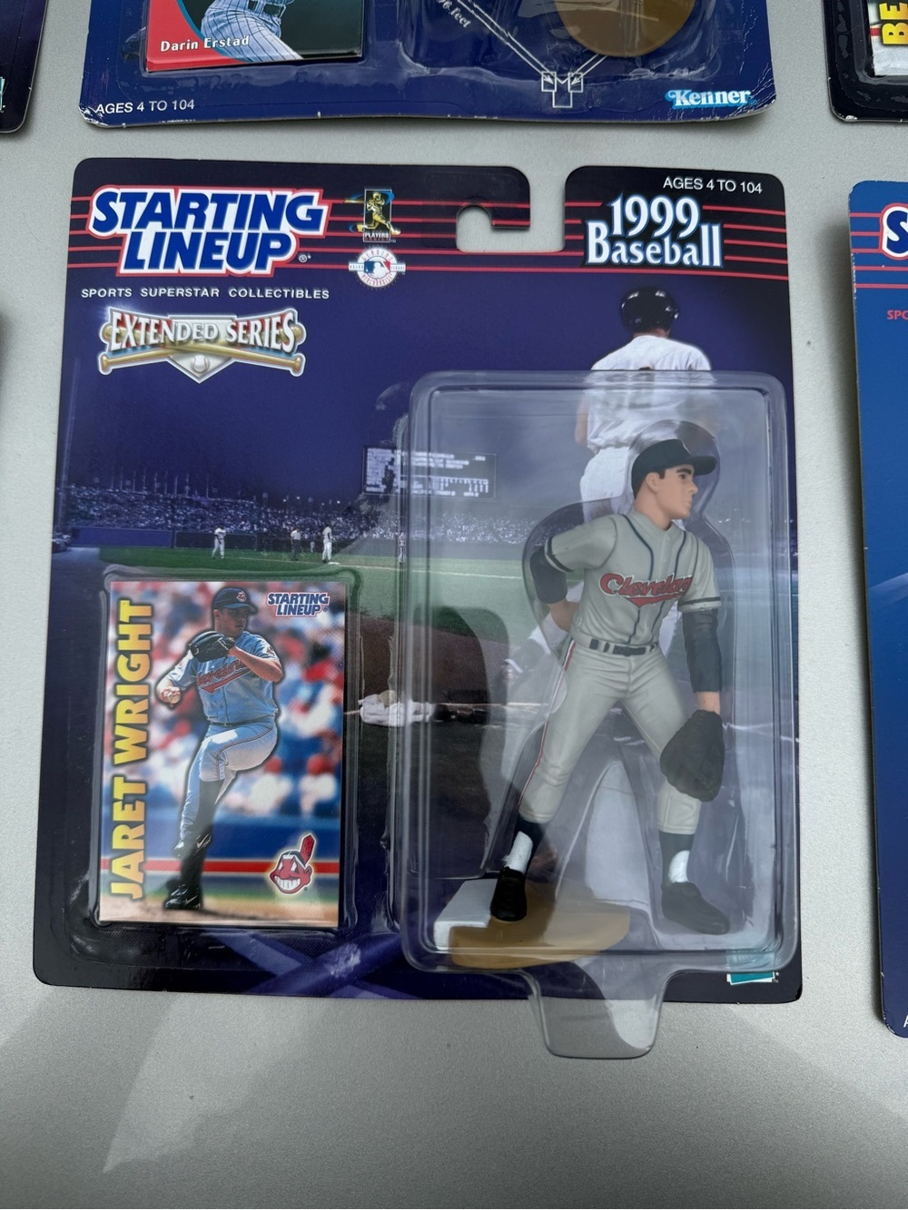Starting Lineup 1999 Baseball Figure - Gray/Black Uniform